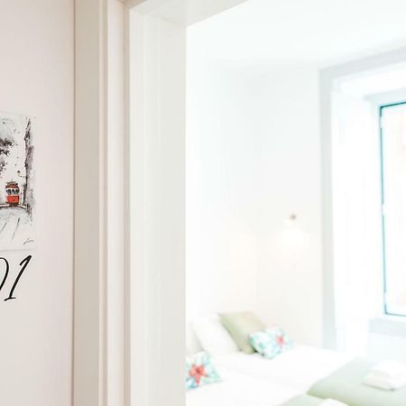 Walk'In Sodre Hostel Lisbon Exterior photo