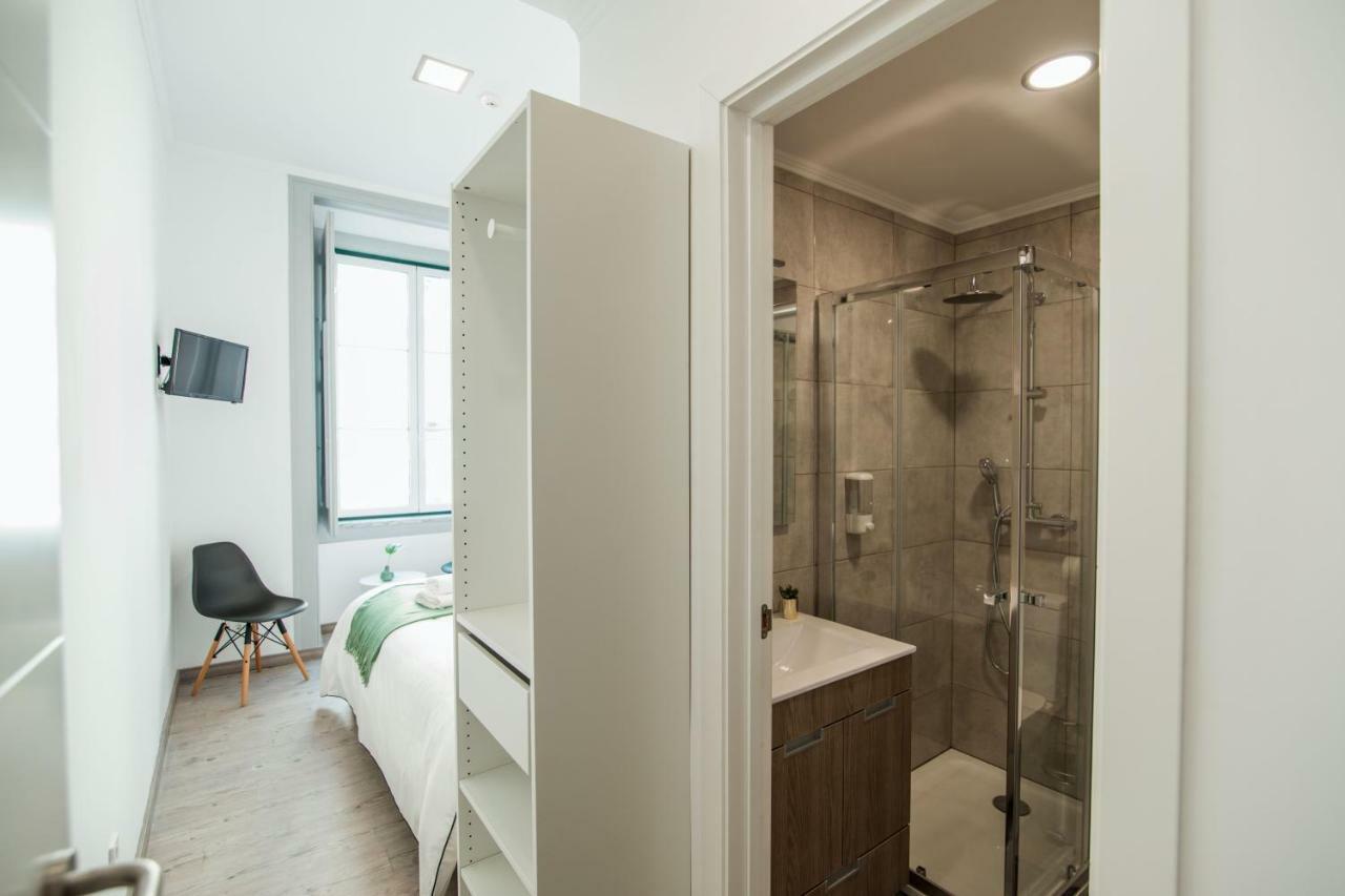 Walk'In Sodre Hostel Lisbon Exterior photo