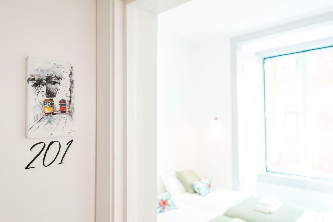Walk'In Sodre Hostel Lisbon Exterior photo